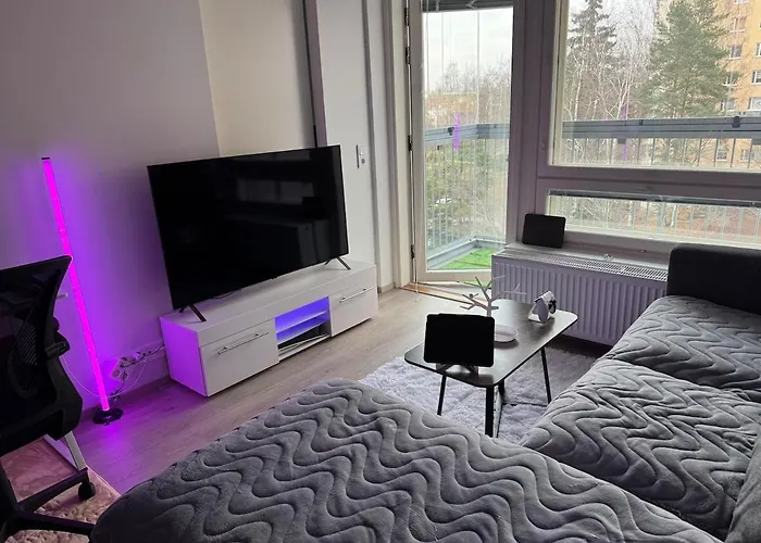 Modern & Chic Апартаменты *